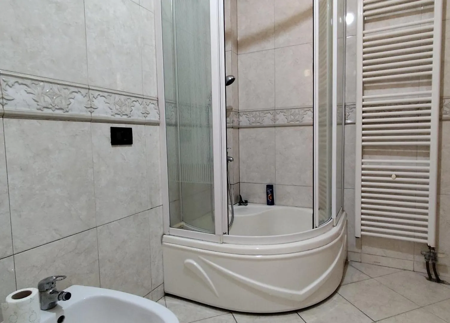 Hostel Albania Villa Tirana