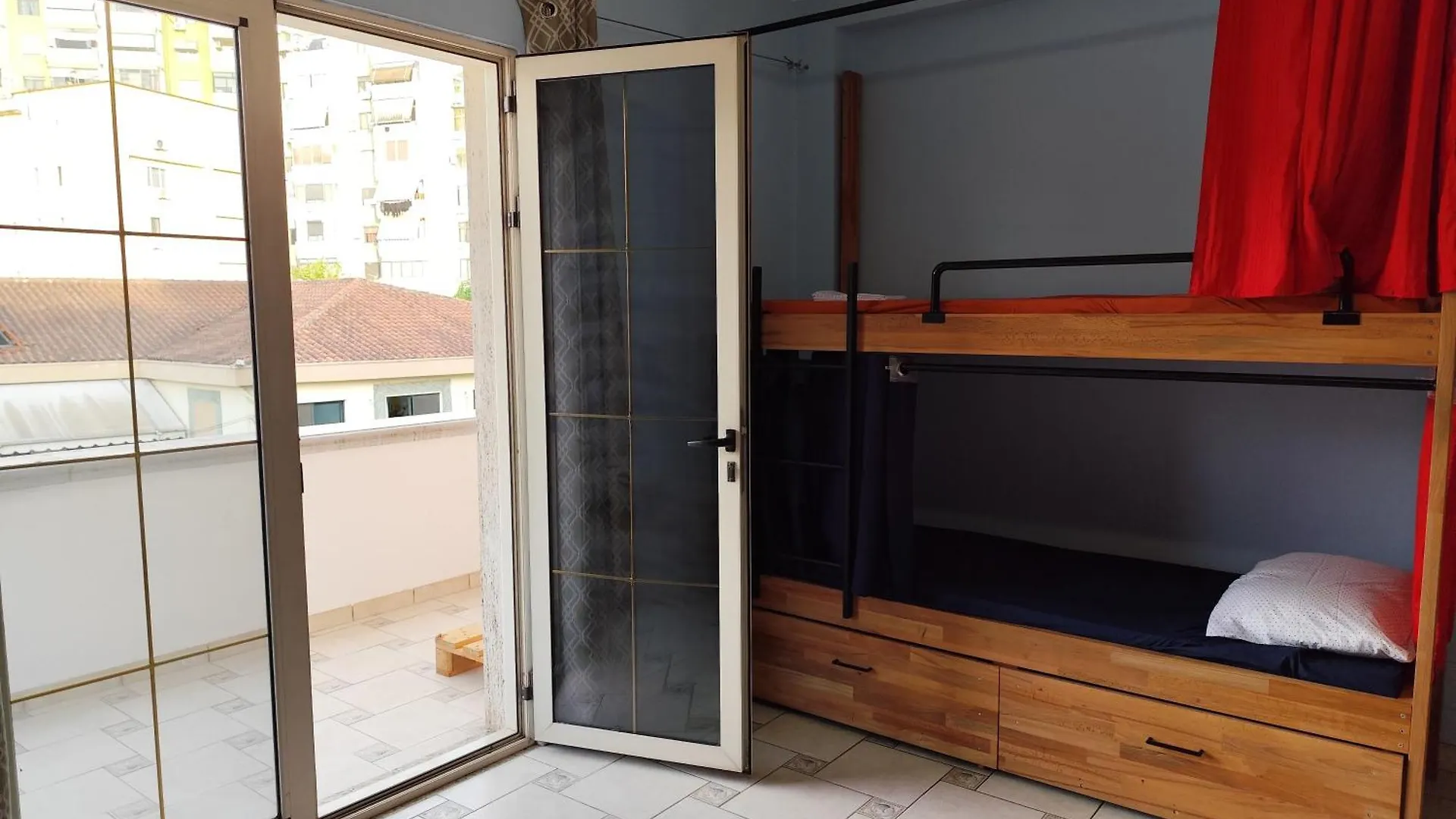 Hostel Albania Villa Tirana